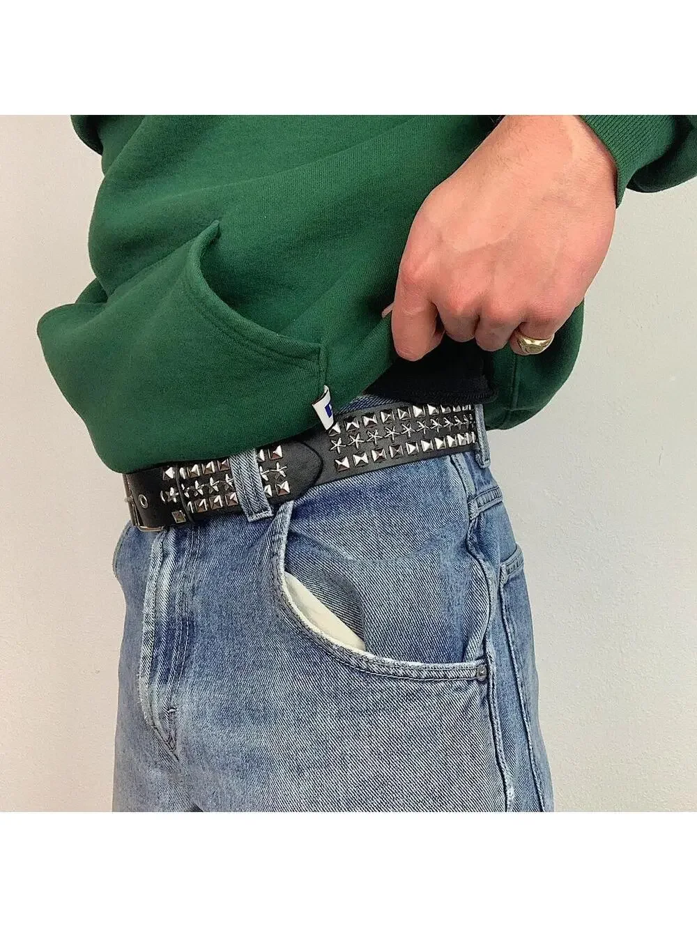 Y2k 2000s style star studded grunge emo black and silver belt. High quality!